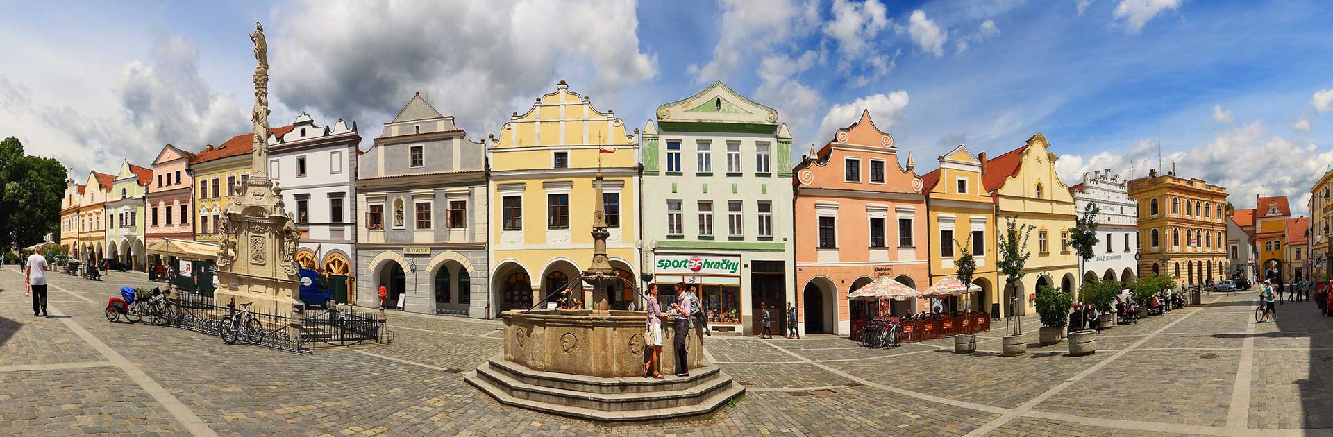 Třeboň - náměstí, panoramatický pohled, foto: Libor Sváček